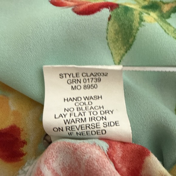 Fig & Flower V-Neck Floral 3/4 Sleeve Top Size L Festival Boho Feminine Fairy - Picture 9 of 14